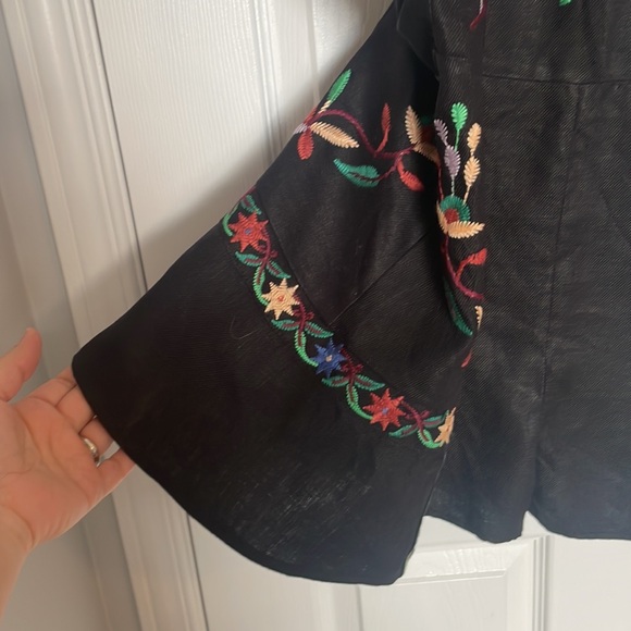 Zara embroidered linen open back romper - Picture 7 of 12